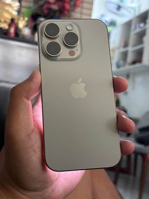 Apple iPhone 16 Pro 256GB Xám 93%