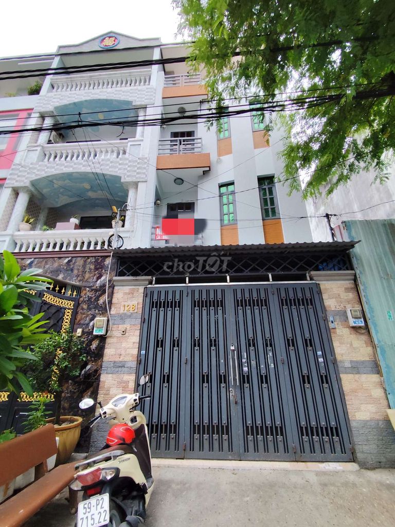 Cho thuê MTNB khu ao sen gần siêu thị Aeonmall dt 4.5*20m