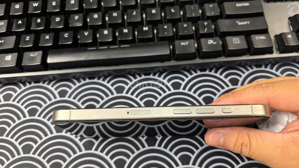 Apple iPhone 15 Pro 128GB Titan VN/A. Mua bán Điện thoại tại Thành phố Thủ Đức Tp Hồ Chí Minh được đăng bởi Nguyen Enddy hình 1