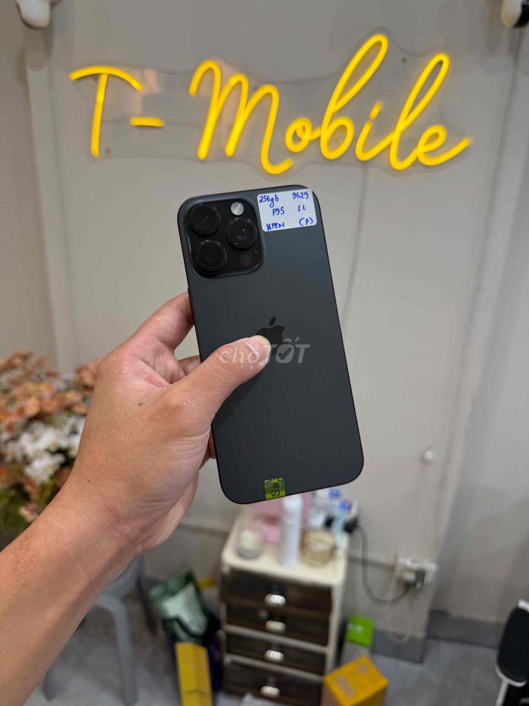 Apple iPhone 16 Pro Max 256GB Đen LL/A 95%. Mua bán Điện thoại tại Quận Thanh Xuân Hà Nội được đăng bởi Ngô Tráng T Mobile hình 1