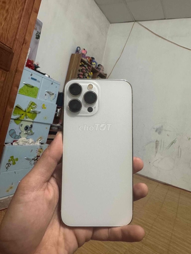 Apple iPhone 13 Pro Max Trắng Đã sử dụng. Mua bán Điện thoại tại Huyện Triệu Sơn Thanh Hóa được đăng bởi Tùng hình 1