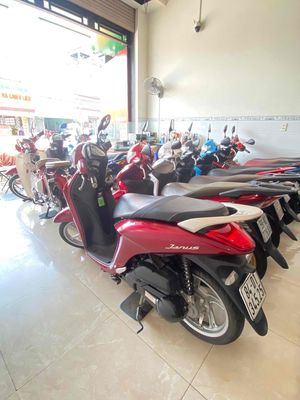 Janus 125fi fom mới bản tiêu chuẩn sơn máy zin100%. Mua bán Xe máy tại Quận 7 Tp Hồ Chí Minh được đăng bởi Công Sự 