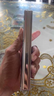 Samsung Z Fold 4 Vàng hồng Màn hình hỏng