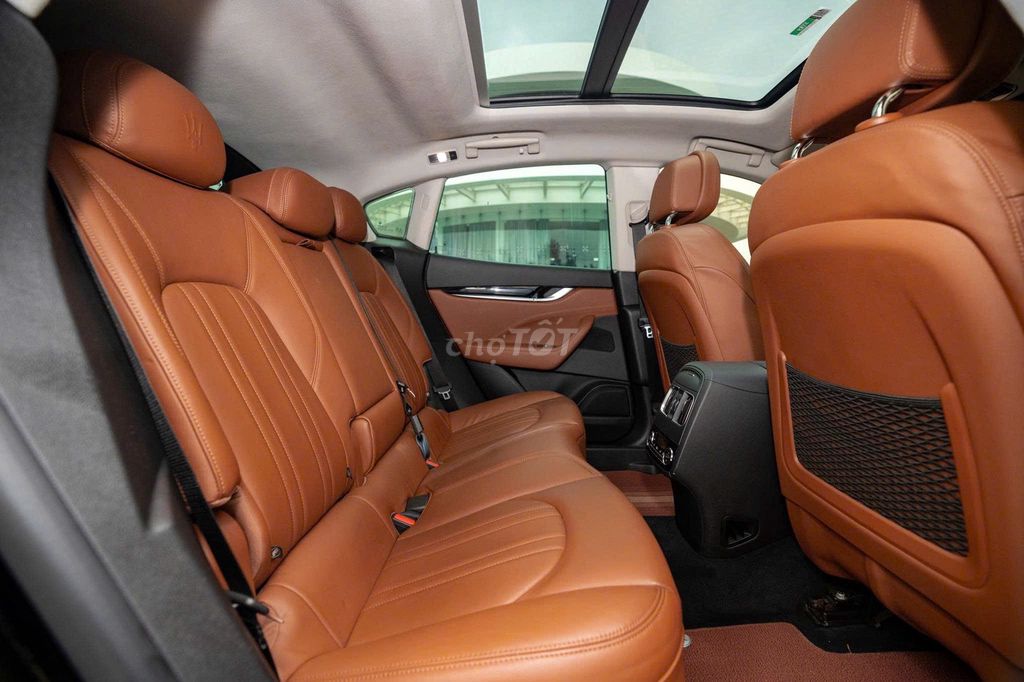 Maserati Levante 2020  - 45000 km. Mua bán Ô tô tại Quận 1 Tp Hồ Chí Minh được đăng bởi FatCar Auto hình 18