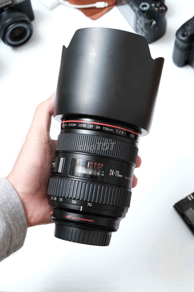 Ống kính Canon EF 24-70mm f/2.8L USM Đen. Mua bán Máy ảnh, Máy quay tại Quận 1 Tp Hồ Chí Minh được đăng bởi HD Shop Digital hình 1