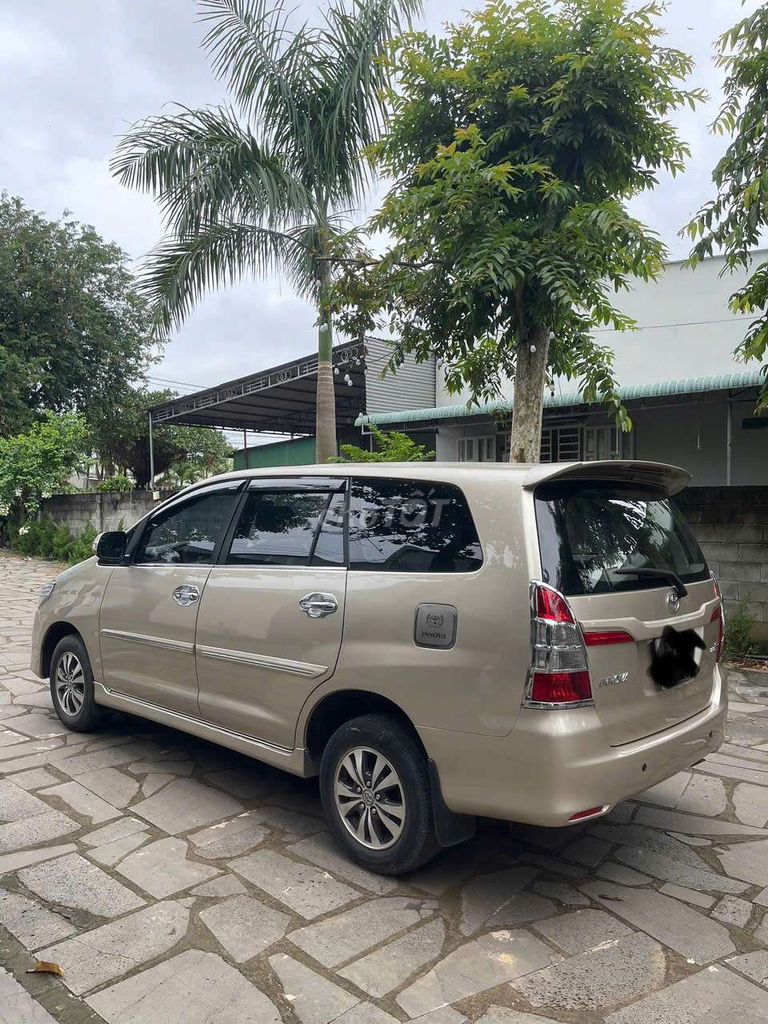 Chính chủ bán inova số tự động bản G. Mua bán Ô tô tại Quận 12 Tp Hồ Chí Minh được đăng bởi lý ngọc hình 6