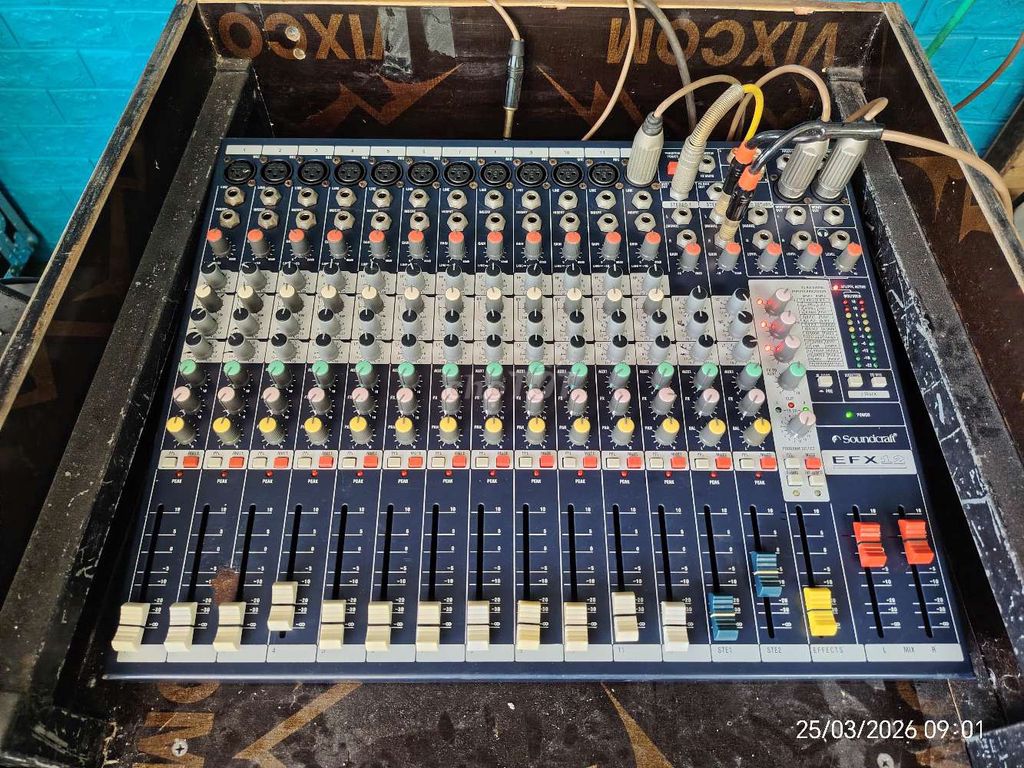 Bàn trộn âm thanh Soundcraft EFX12/2. Mua bán Tivi, Âm thanh tại Huyện Củ Chi Tp Hồ Chí Minh được đăng bởi Điện Tử Đức Thọ hình 1