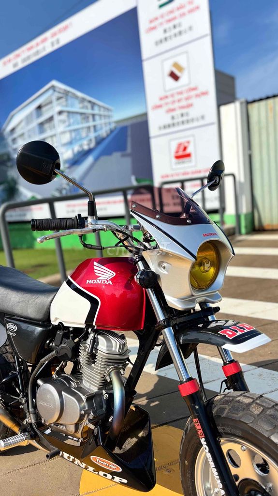 Honda APE 50cc Fi красный, белый, черный, 5 скоростей