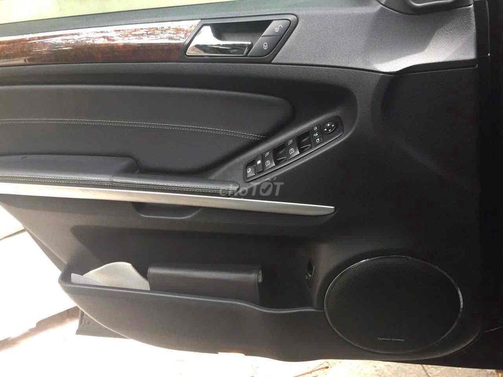 Mercedes Benz GL 550 - V8 -5.5L - 2008 Mỹ. Mua bán Ô tô tại Quận Long Biên Hà Nội được đăng bởi Long hình 13