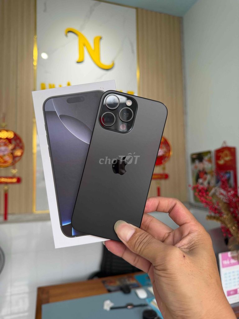 iPhone 16 Pro Max 1TB Đen QT ZIN FULL ĐẸP 98%. Mua bán Điện thoại tại Thành phố Cà Mau Cà Mau được đăng bởi NHAN APPLE hình 1