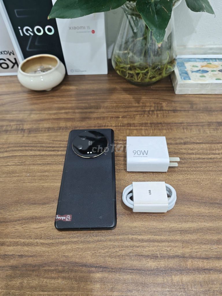 Xiaomi Mi 13 Ultra 12/256 Q.Tế sạc 90w có ship COD. Mua bán Điện thoại tại Quận Hoàng Mai Hà Nội được đăng bởi Trần Ngọc Hiếu hình 1