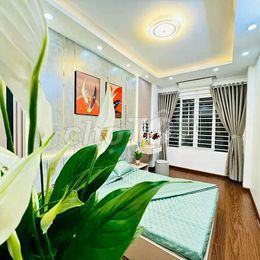 Cần bán nhà 6 tầng thang máy 30m2 chỉ 6tỷ