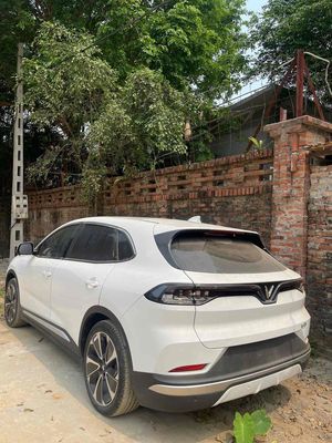VinFast VF8GF 2024 Trắng 24000 km