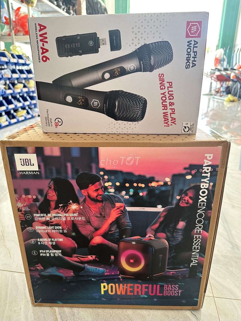 combo loa JBL và mic A6 mới chính hãng. Mua bán Tivi, Âm thanh tại Quận Cẩm Lệ Đà Nẵng được đăng bởi Anh Thi hình 1