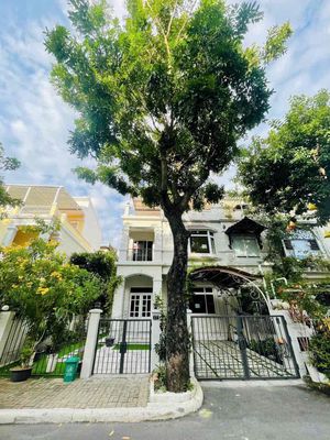 Аренда · 3 комн. · 172 м² · Quận 7, ул. Đường Mỹ Giang 2A