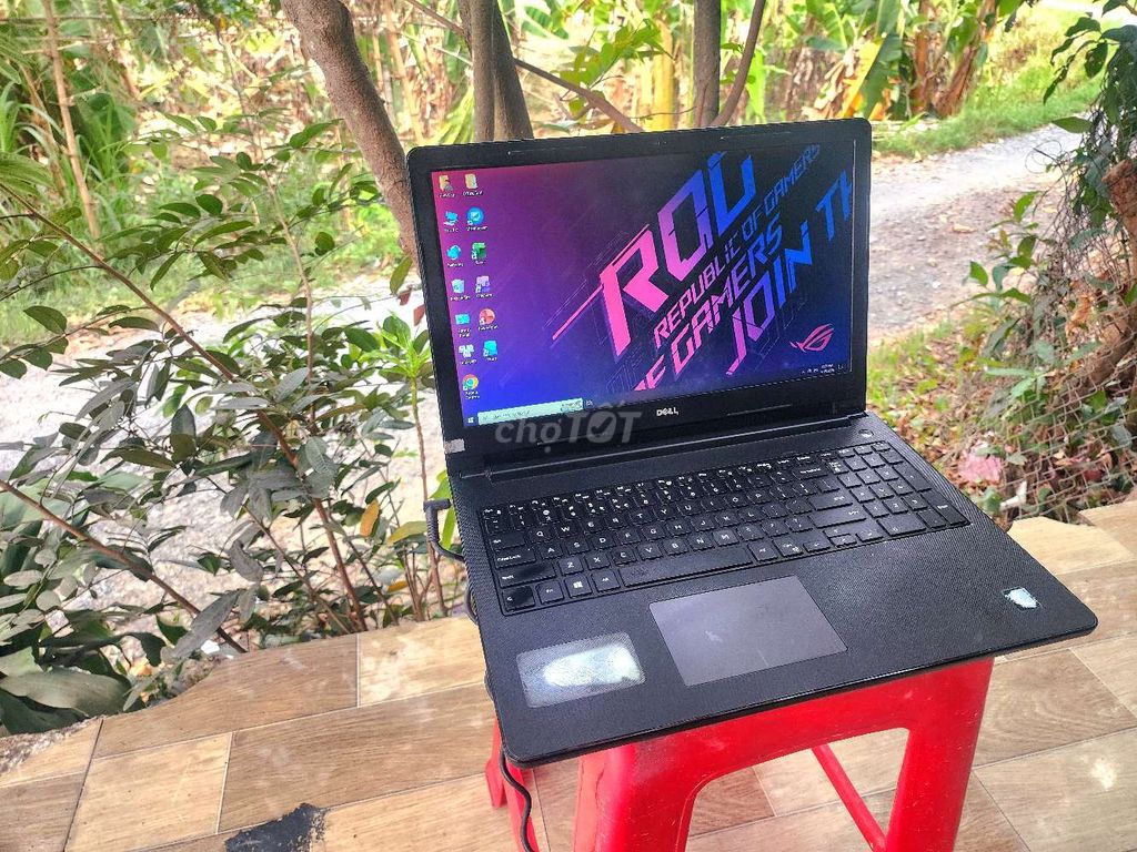 Laptop Dell Inspiron 3552 giá: 1Tr. Mua bán Laptop tại Huyện Trảng Bom Đồng Nai được đăng bởi Xuân Tiến hình 1