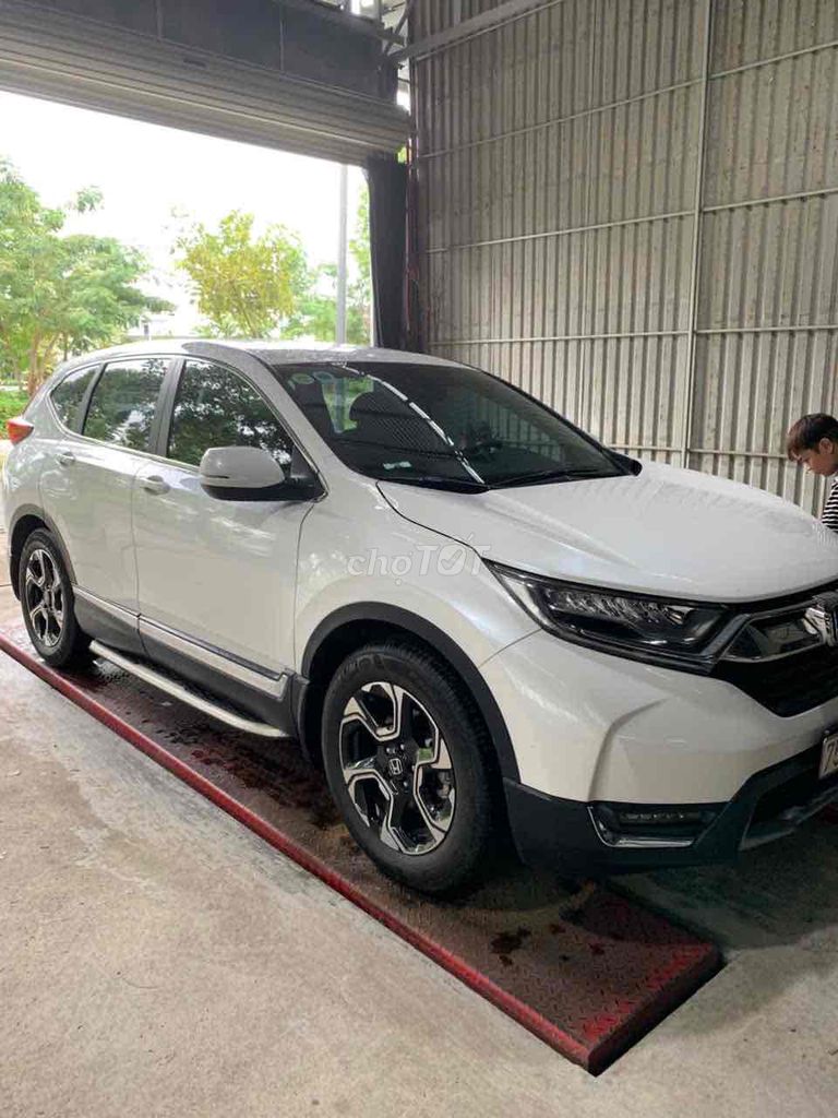 Honda CR V 2019 L - 20000 km 1chu mua mới. Mua bán Ô tô tại Thị xã Hương Thủy Thừa Thiên Huế được đăng bởi Đình vê hình 18