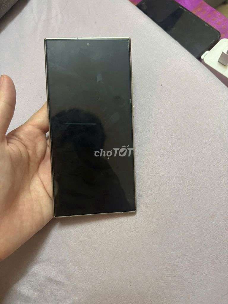 Samsung S24 Ultra 256GB Vàng gold. Mua bán Điện thoại tại Quận Tân Phú Tp Hồ Chí Minh được đăng bởi Nguyễn Hùng hình 1