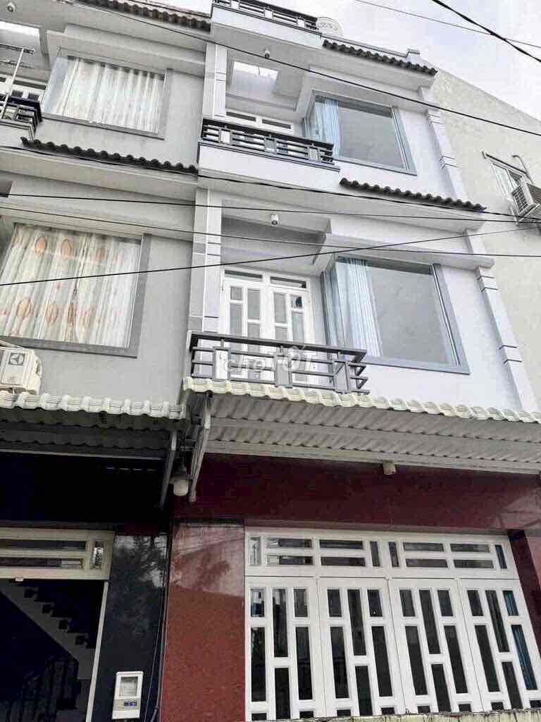 Nhà Bán Phú Định giáp Q6 ,Sổ Hồng hoàn công đủ, BTCT,cách MT 50m