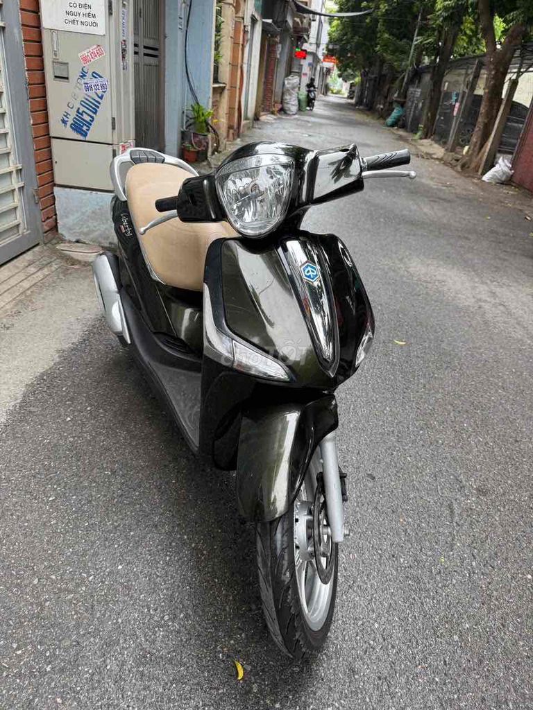 e bán lebetty iget phanh abs xe biển đẹp đời cao. Mua bán Xe máy tại Quận Long Biên Hà Nội được đăng bởi Nguyen Chung hình 2