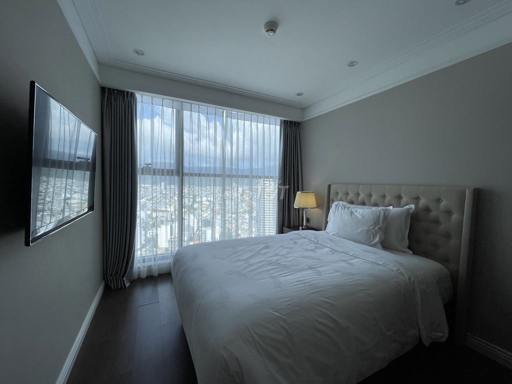 Апартаменты с 2 спальнями на высоком этаже Altara Luxury Apartment, Ми Кхе, Дананг