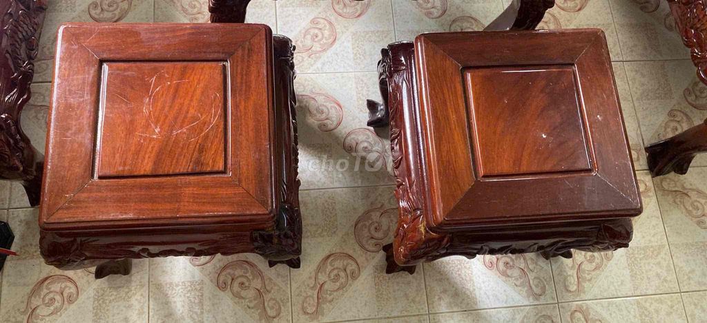 Bộ bàn ghế gỗ cổ điển. Mua bán Bàn ghế tại Thị xã Phước Long Bình Phước được đăng bởi Huyền hình 1