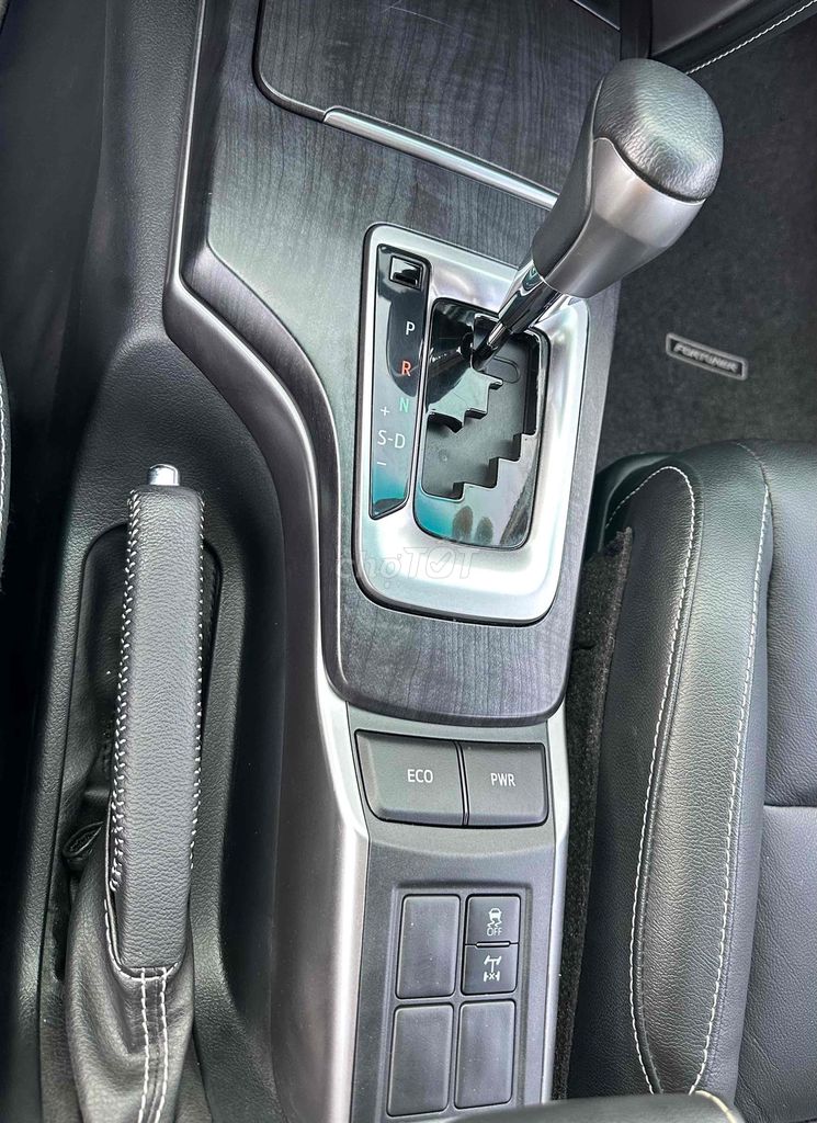 Toyota Fortuner 2021 2.7V 4x4 2 Cầu Máy Xăng Nhập. Mua bán Ô tô tại Quận Cầu Giấy Hà Nội được đăng bởi Vũ Kiên hình 13