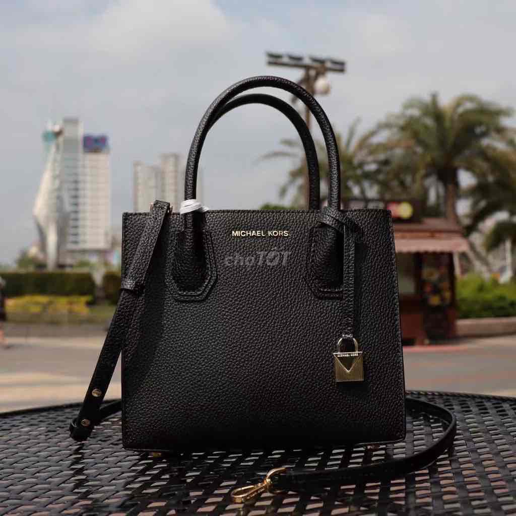 Túi xách Michael Kors Nữ Da Đen. Mua bán Túi xách tại Quận Sơn Trà Đà Nẵng được đăng bởi Nov Do hình 1