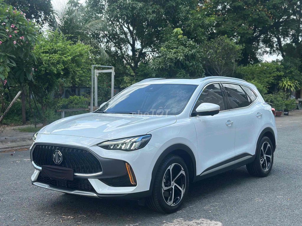 MG HS LUX 2024 Белый 3 500 км Таиланд