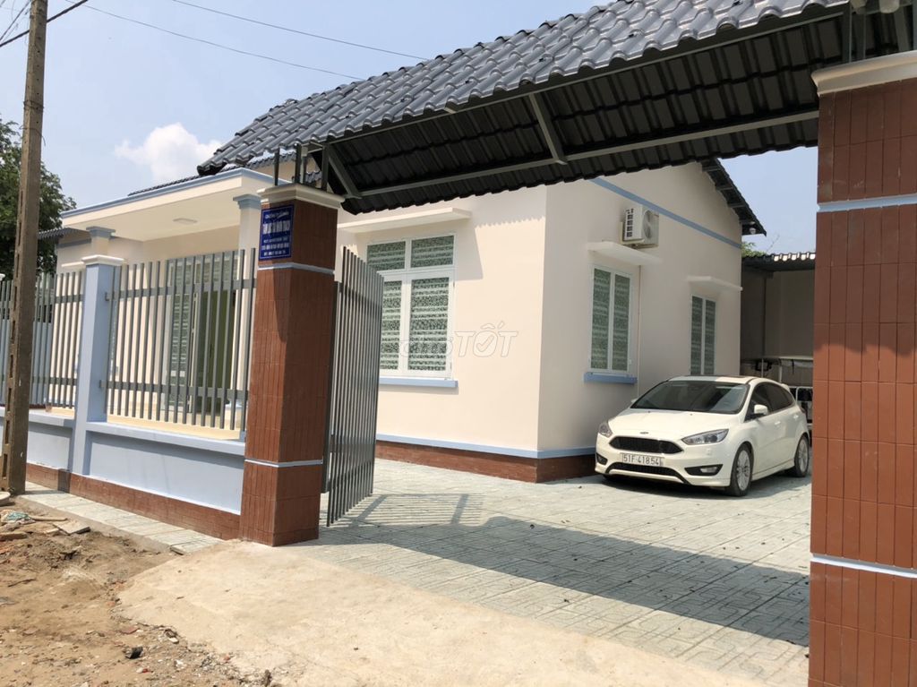 Cần tuyển thợ điện. Việc làm Thợ điện tại Thành phố Bà Rịa Bà Rịa - Vũng Tàu được đăng bởi Thao Quyen hình 1