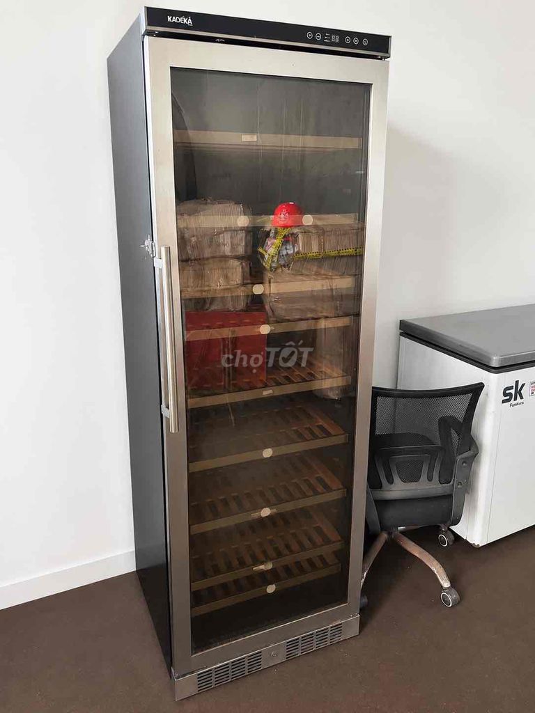 Tủ rượu vang Kadeka cao 1m8. Mua bán Tủ lạnh tại Quận Đống Đa Hà Nội được đăng bởi Mr Hoàng hình 1
