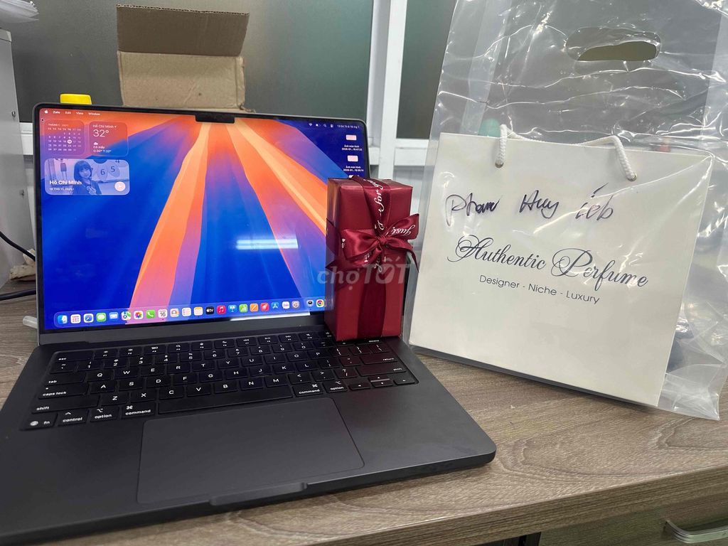 Apple MacBook Pro M5 16GB/500GB Đen. Mua bán Laptop tại Quận Gò Vấp Tp Hồ Chí Minh được đăng bởi Anh Ray hình 1