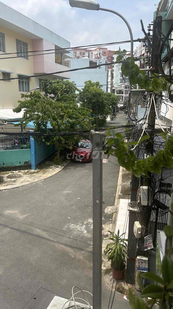 Khu nhà trọ đông vui và gần khu công nghiệp Nhơn Trạch  và Sân bay. Mua bán đất tại Huyện Nhơn Trạch Đồng Nai được đăng bởi Nguyễn Huy Hoàng hình 2