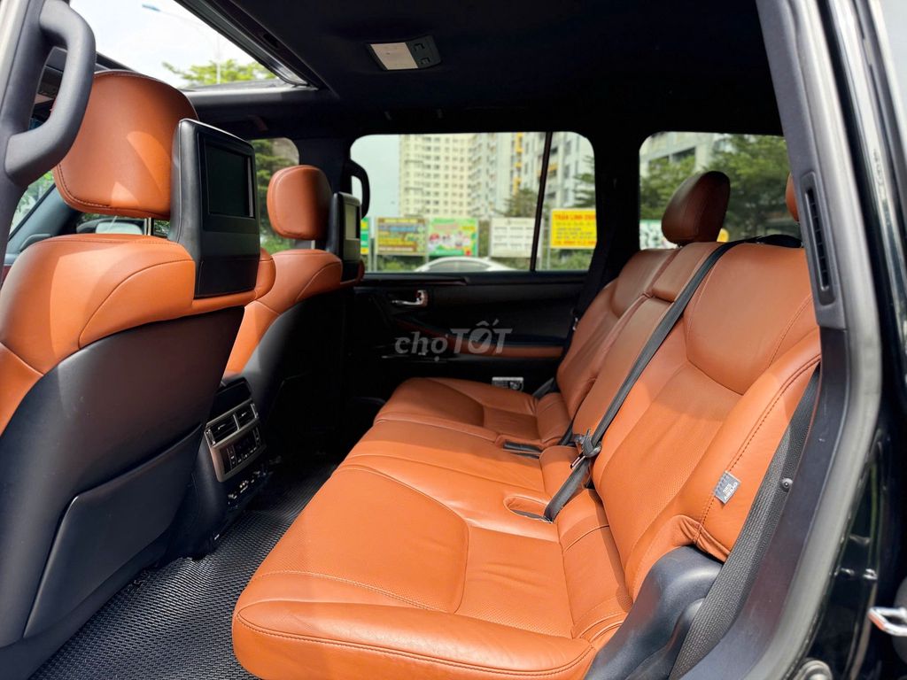 Lexus Lx570 2015 photo 3