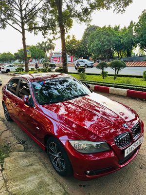 BMW 3 Series 2011 320i - 139000 km. Mua bán Ô tô tại Thành phố Buôn Ma Thuột Đắk Lắk được đăng bởi SALON ÔTÔ NGỌC ẨN hình 1