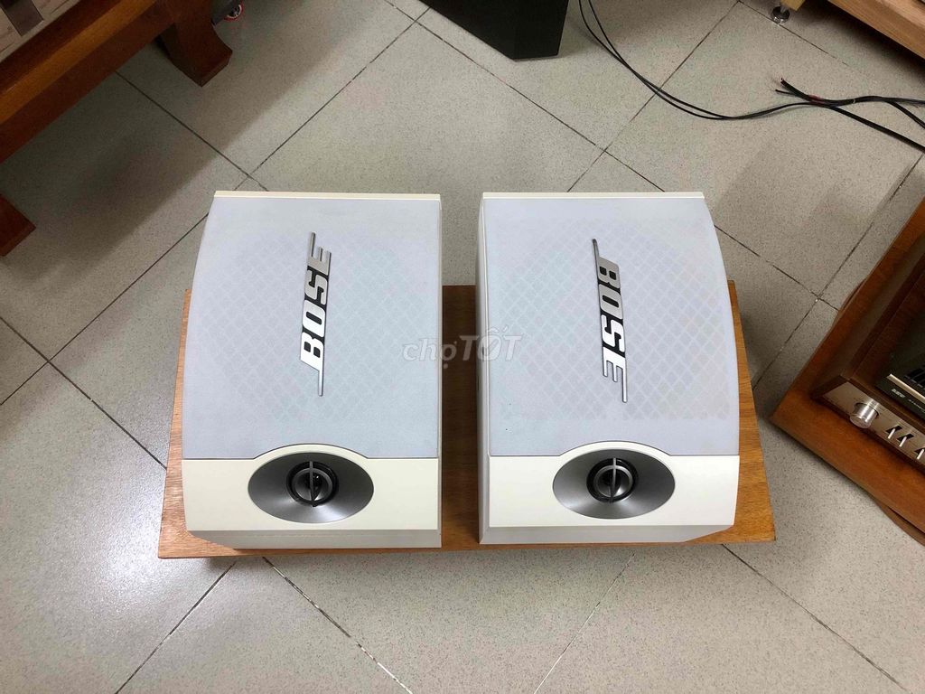 Loa Bose 301 sr5 chữ lớn