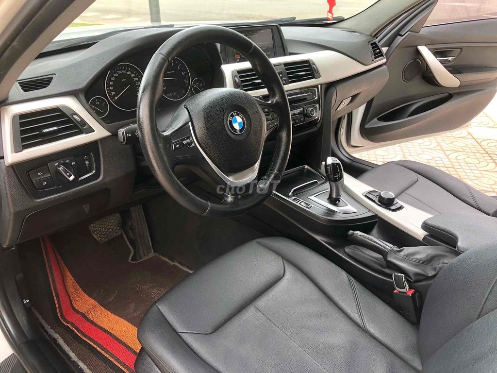 BMW 3 Series 2015 320i - 82000 km máy b48. Mua bán Ô tô tại Quận Gò Vấp Tp Hồ Chí Minh được đăng bởi nguyễn quốc trinh hình 2