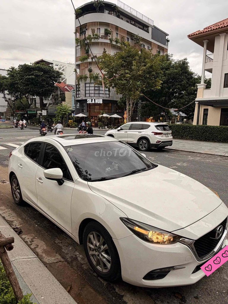 Mazda 3 Sedan Deluxe 2019 Белый