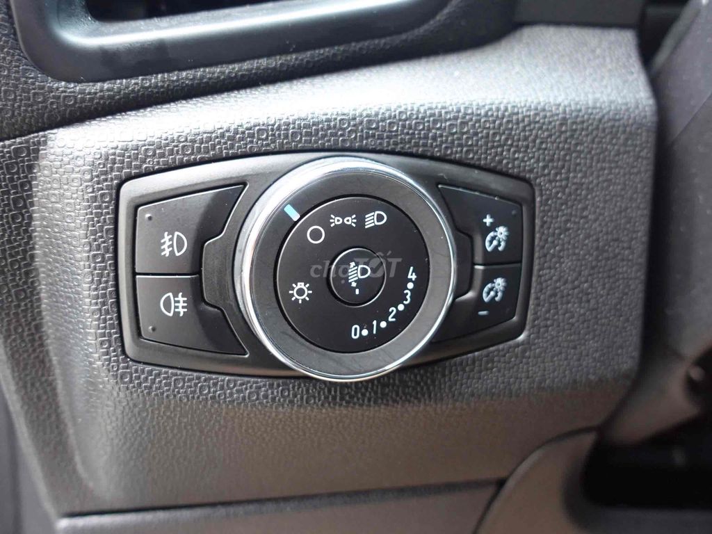 Ford EcoSport 2019 Titanium 1.5L AT - 39000 km. Mua bán Ô tô tại Quận 8 Tp Hồ Chí Minh được đăng bởi Cửa hàng ô tô cũ TRUST CARS hình 15