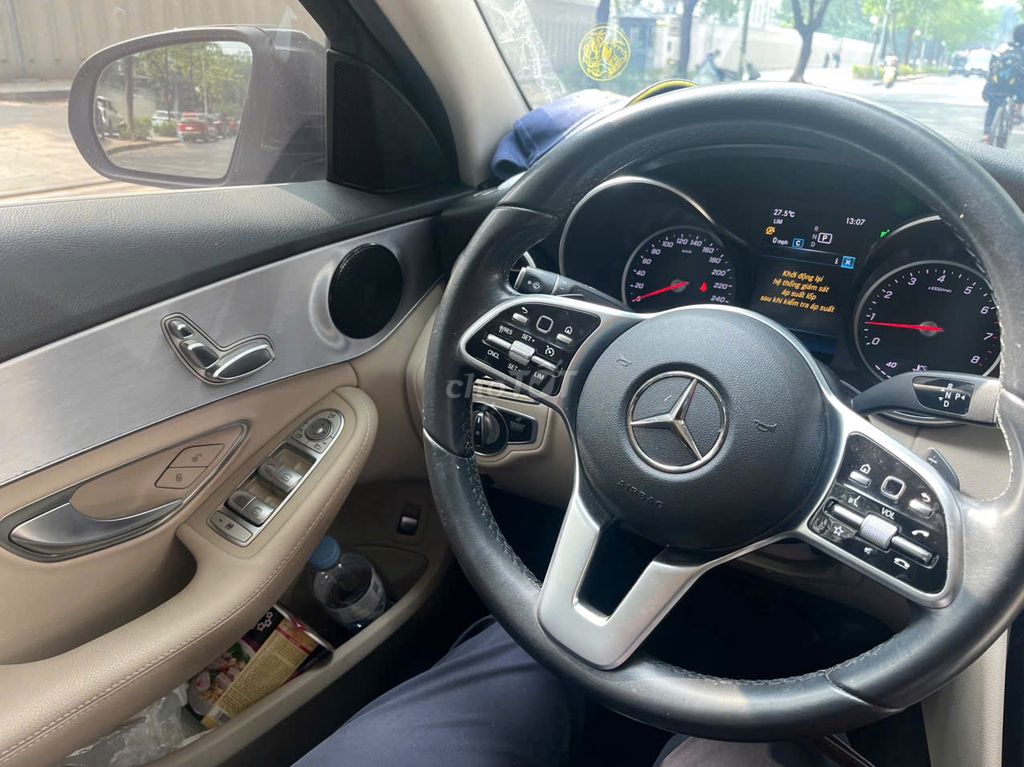 Mercedes-Benz C180 2020 Đen ghi 44000 km. Mua bán Ô tô tại Quận Cầu Giấy Hà Nội được đăng bởi Nguyễn Đức Thắng hình 7