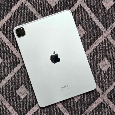 ipad pro 11" m2 silver 128 wifi zin keng pin 100. Mua bán Máy tính bảng tại Quận Hà Đông Hà Nội được đăng bởi Trần Việt Phương