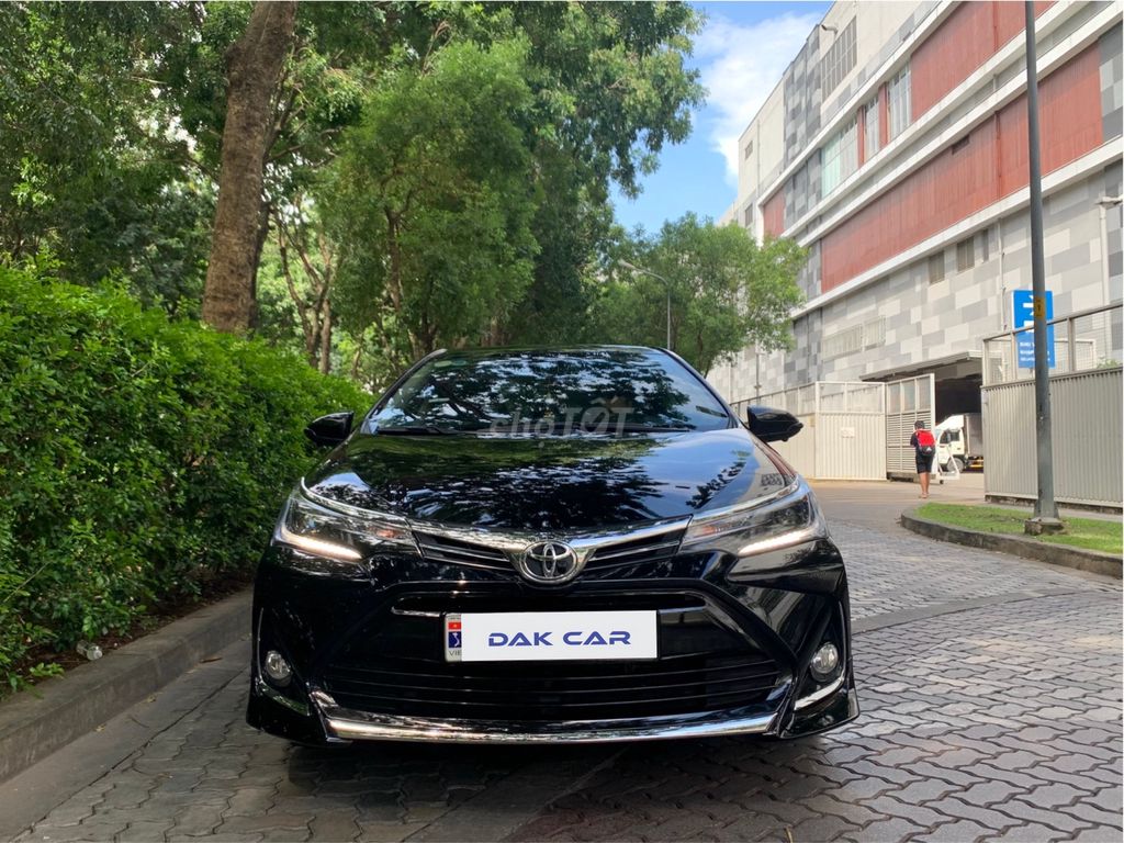 TOYOTA  ALTIS TỰ LÁI TẠI TP HCM