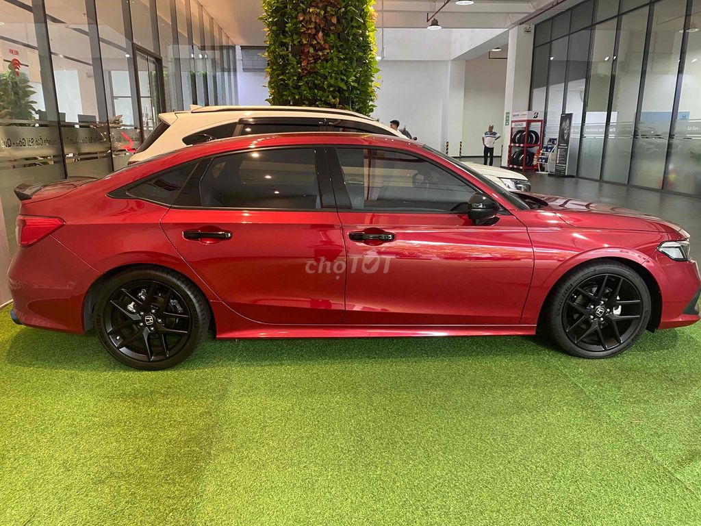 HONDA CIVIC RS  ĐỎ - THƯƠNG LƯỢNG. Mua bán Ô tô tại Quận 7 Tp Hồ Chí Minh được đăng bởi Showroom Honda Ôtô Sài Gòn Quận 7 hình 2