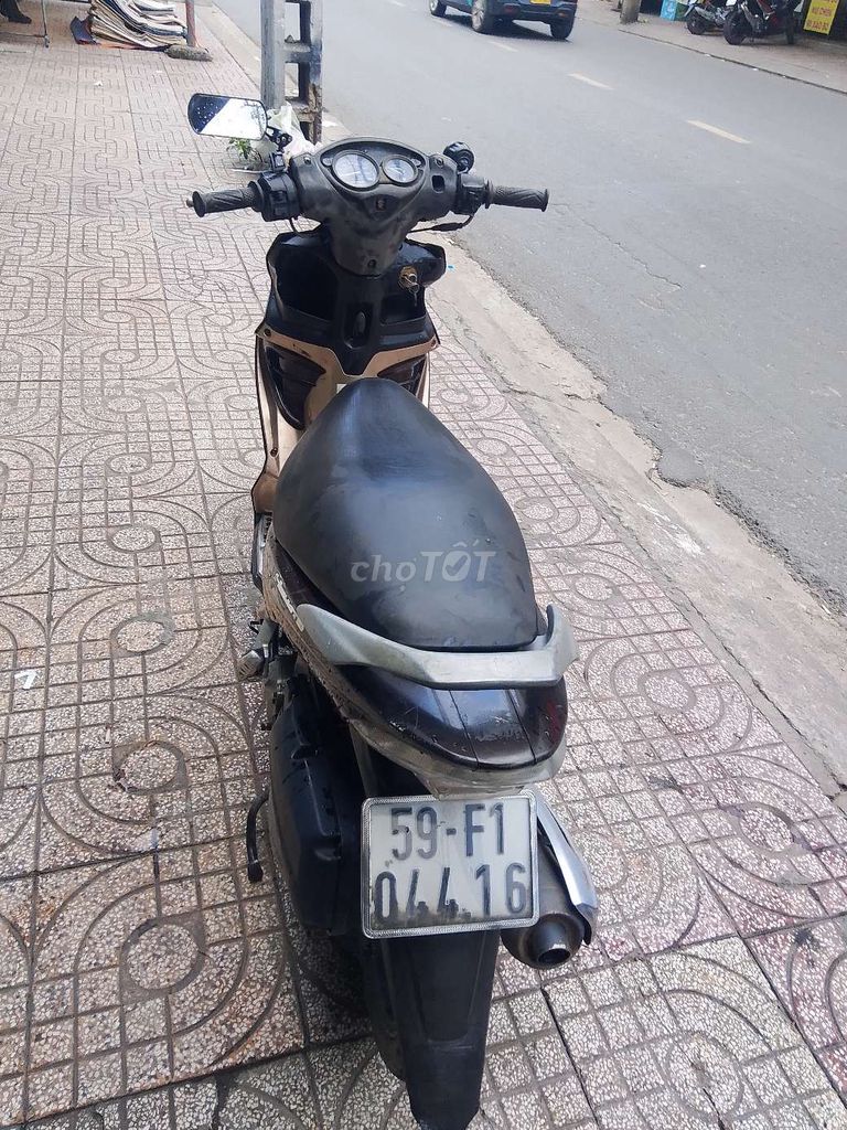 Su Hayate bstp giấy tờ đầy đủ ĐK 2011. Mua bán Xe máy tại Quận Tân Phú Tp Hồ Chí Minh được đăng bởi gia tường  hình 5