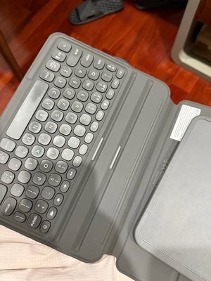 Bao da bàn phím Zagg Pro key có đèn nền, pin trâu. Mua bán Máy tính bảng tại Quận Nam Từ Liêm Hà Nội được đăng bởi ChrisNguyen991