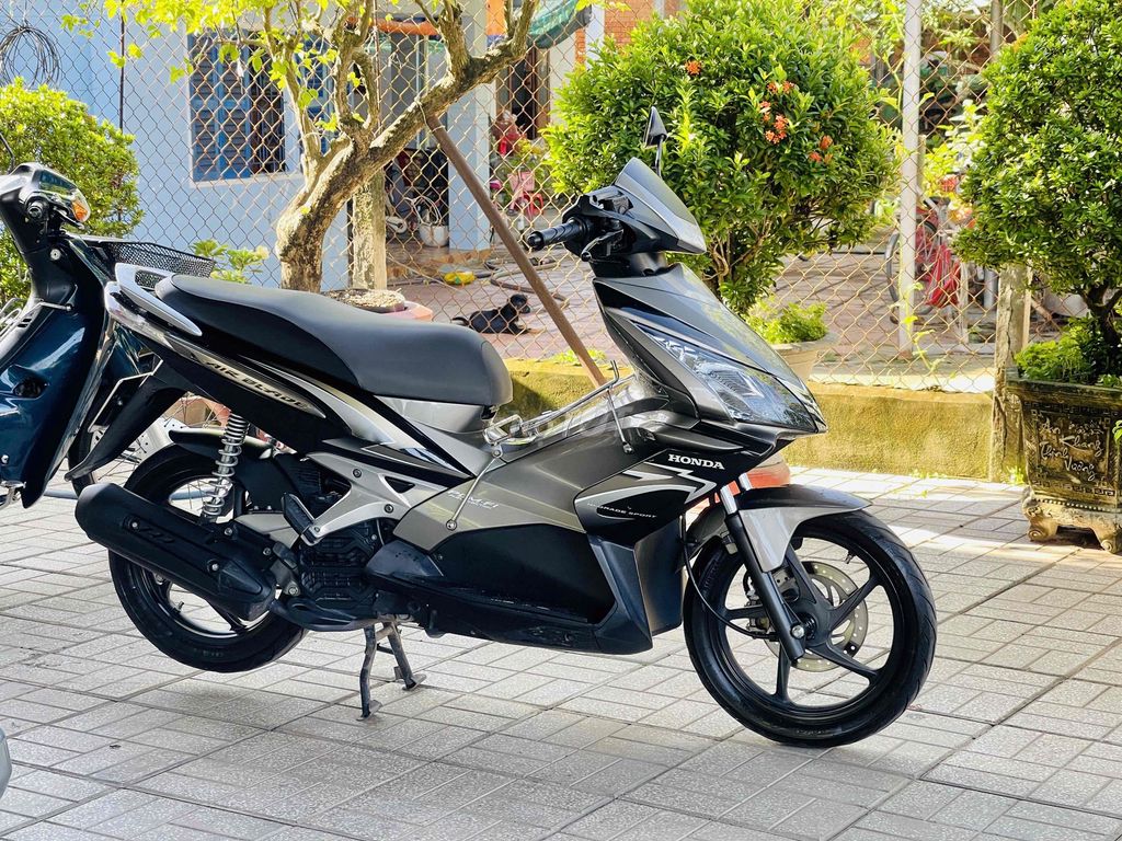 Xe Air Blade Thái Lan 2009. Mua bán Xe máy tại Huyện Trảng Bàng Tây Ninh được đăng bởi Khánh hình 2