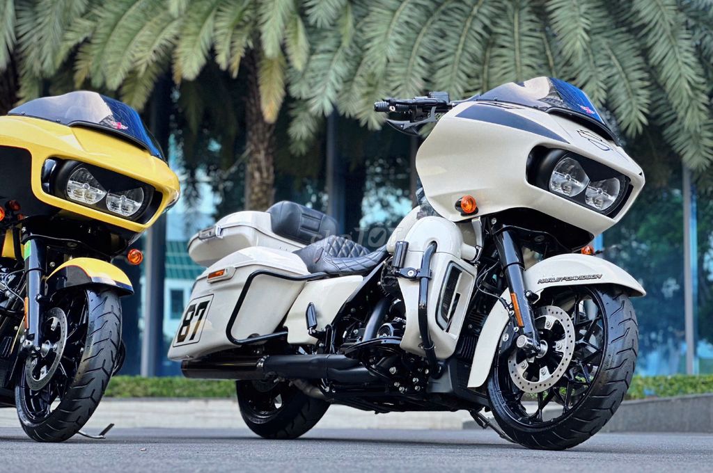 ___HARLEY Road Glide 114Ci 2022 Special___. Mua bán Xe máy tại Quận Tân Bình Tp Hồ Chí Minh được đăng bởi Nguyễn Đình Quang Duy  hình 3
