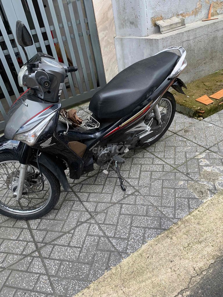 future fi 125 máy êm mạnh gtdd tiết kiệm xăng. Mua bán Xe máy tại Thành phố Đà Lạt Lâm Đồng được đăng bởi Như Ý hình 3