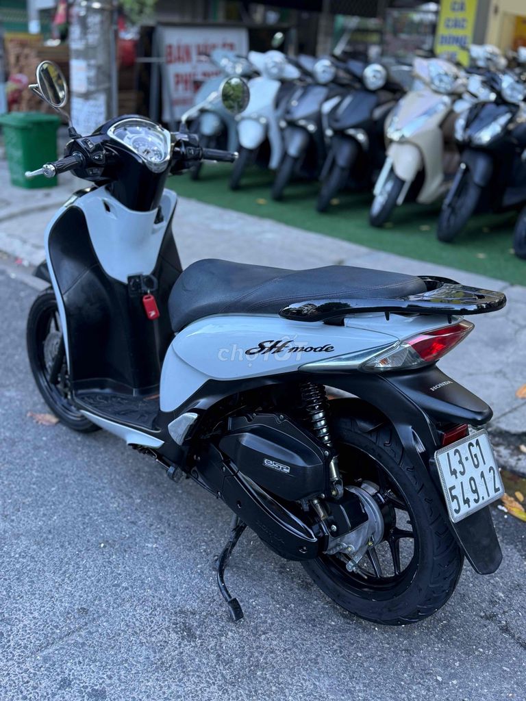 🔆 SH Mode 2017 khoá Smartkey Xám Xi Măng . CÓ GÓP. Mua bán Xe máy tại Quận Cẩm Lệ Đà Nẵng được đăng bởi XE MÁY XUÂN TRUNG                      Bán Xe Trả Góp hình 3