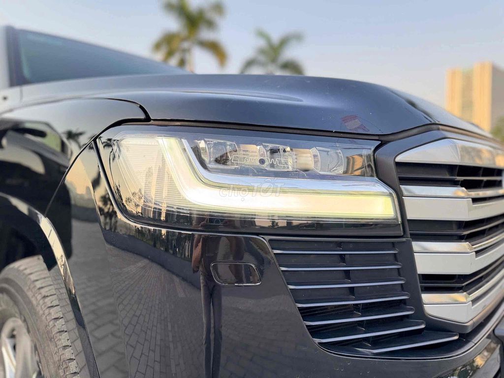 Landcruiser LC300 2021 model 2022 cực chất. Mua bán Ô tô tại Quận Nam Từ Liêm Hà Nội được đăng bởi Đại lý Toyota Mỹ Đình hình 17